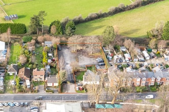 25 London Rd, Pulborough, WSX - AERIAL  map view - Image1