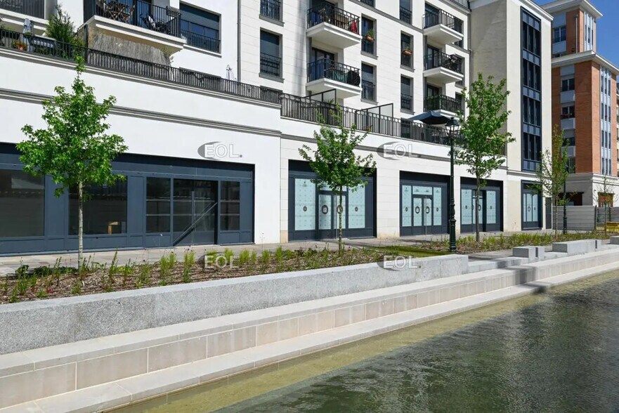 411 Avenue Du Général De Gaulle, Clamart to rent - Building Photo - Image 1 of 4