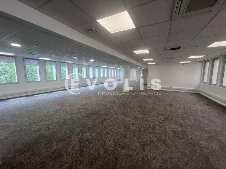 Office in Charenton-le-Pont to rent - Interior Photo - Image 2 of 7