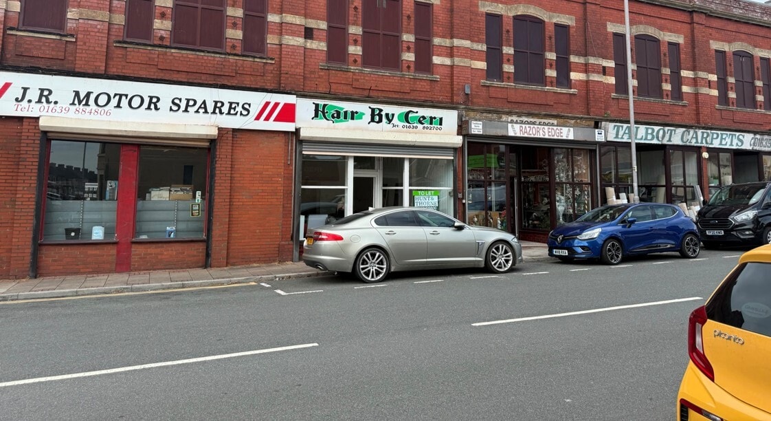 3 Talbot Rd, Port Talbot to rent Building Photo- Image 1 of 2