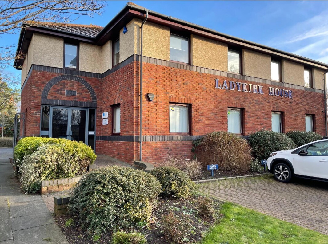 11 Skye Rd, Prestwick for sale Primary Photo- Image 1 of 1