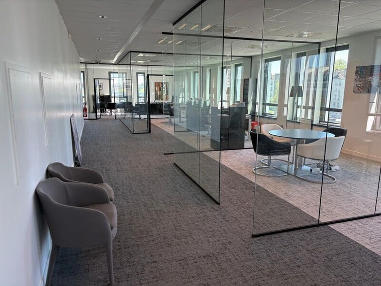 Office in Choisy-le-Roi for sale - Building Photo - Image 1 of 10