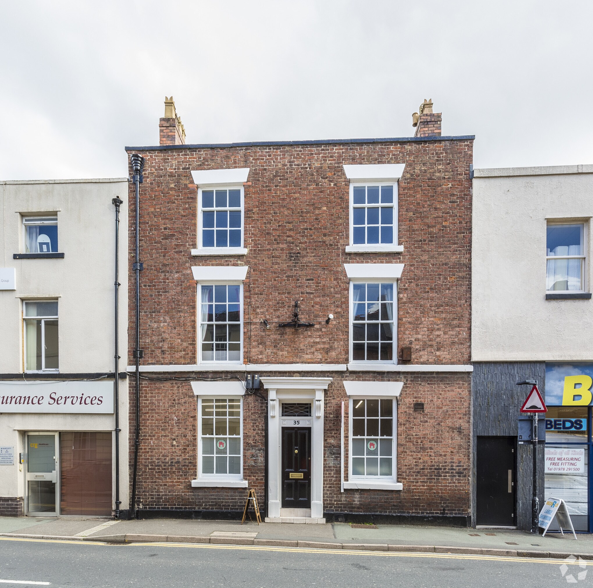 35 Chester St, Wrexham for sale Primary Photo- Image 1 of 1