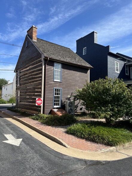 311 S Loudoun St, Winchester, VA for rent - Building Photo - Image 3 of 14