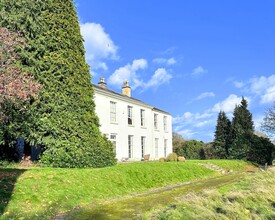 Peache Way, Nottingham for rent Building Photo- Image 1 of 12