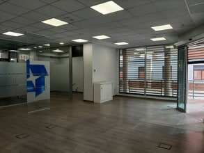 Retail in Alcalá de Henares, Madrid to rent Interior Photo- Image 2 of 13