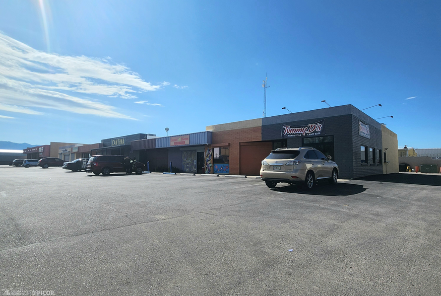 8060 E 22nd St, Tucson, AZ for rent - Building Photo - Image 1 of 4