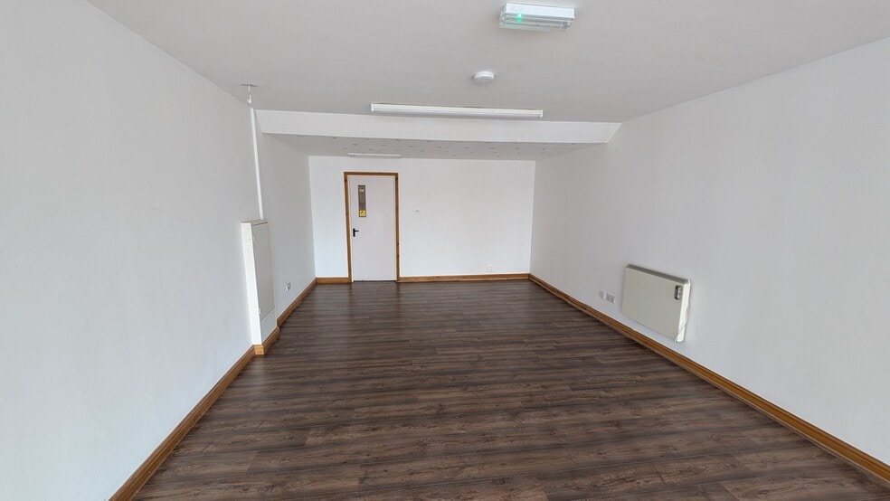 8 Station Rd, Taunton to rent - Building Photo - Image 3 of 3