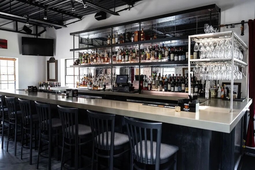 23810 Woodward Ave, Pleasant Ridge, MI for sale - Building Photo - Image 3 of 8