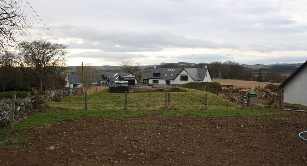 Daviot, Daviot for sale - Primary Photo - Image 1 of 1