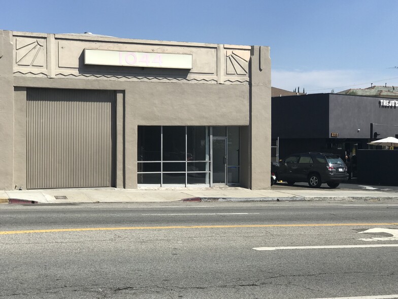 1044 S La Brea Ave, Los Angeles, CA for rent - Building Photo - Image 1 of 4