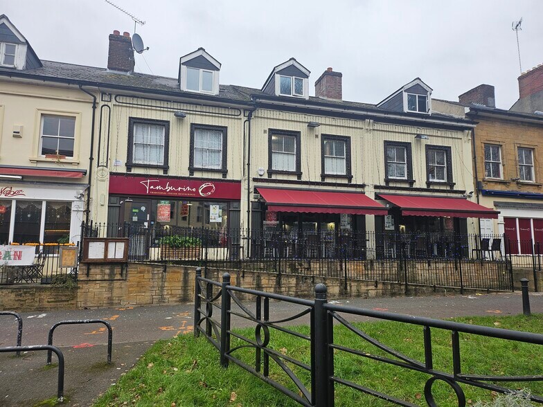 8-10 South Western Ter, Yeovil for sale - Primary Photo - Image 1 of 5