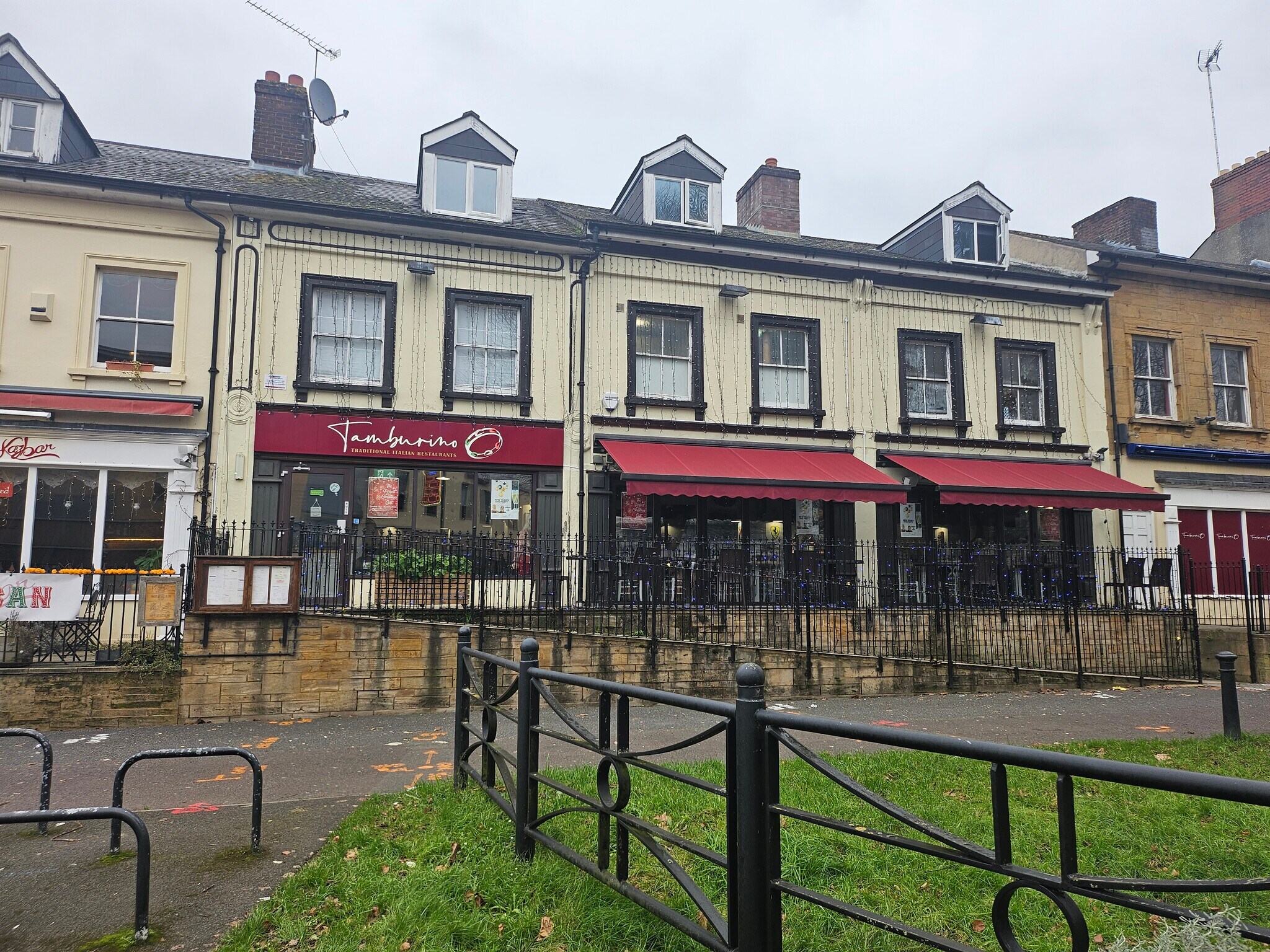 8-10 South Western Ter, Yeovil for sale Primary Photo- Image 1 of 6