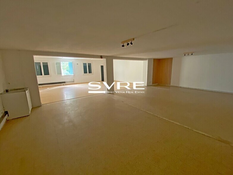 Office in Aubagne to rent - Interior Photo - Image 1 of 4