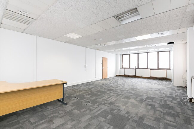 More details for 286A Chase Rd, London - Office to Rent