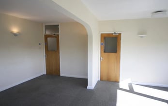 Tything Rd East, Alcester to rent Interior Photo- Image 2 of 4