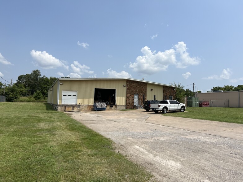 16205 E Marshall St, Tulsa, OK for rent - Building Photo - Image 1 of 7