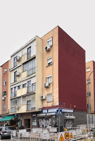 Calle Del Castillo De Simancas, 22, Madrid, Madrid for rent - Primary Photo - Image 1 of 2