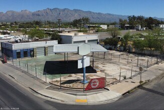 2900 N Oracle Rd, Tucson, AZ for rent Building Photo- Image 1 of 9