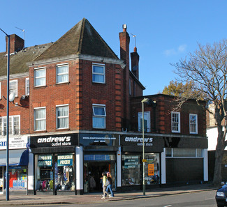 More details for 16-17 The Promenade, Edgware - Retail for Rent