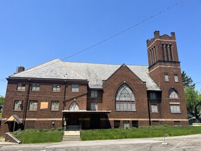 110 E Vine St, Mount Vernon, OH for rent Primary Photo- Image 1 of 5