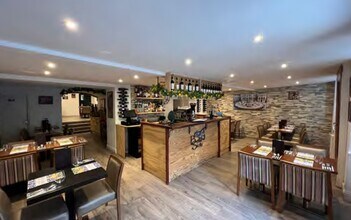 12 Canongate, Jedburgh to rent Interior Photo- Image 2 of 6