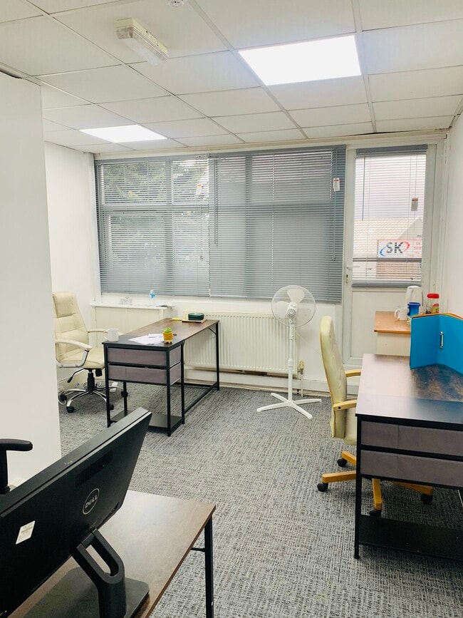 More details for Amberley Way, Hounslow - Office to Rent