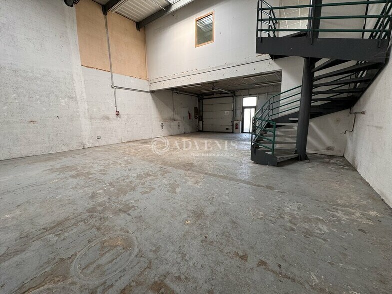 11 Rue Gustave Madiot, Bondoufle to rent - Interior Photo - Image 3 of 4