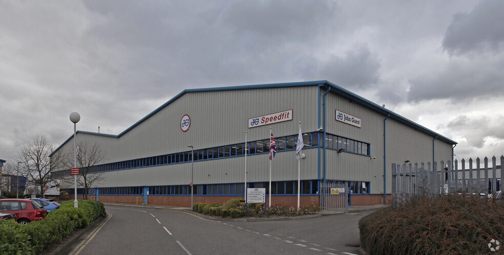 2 Kestrel Way, Hayes for sale - Primary Photo - Image 1 of 1