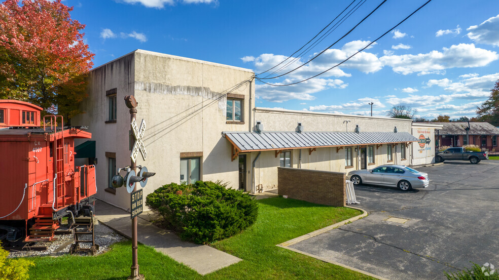 919 Old Henderson Rd, Columbus, OH for sale - Building Photo - Image 1 of 1