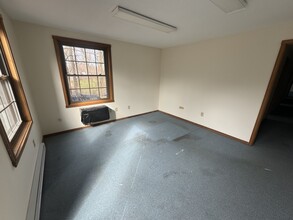 24 West Rd, Ellington, CT for rent Interior Photo- Image 2 of 19