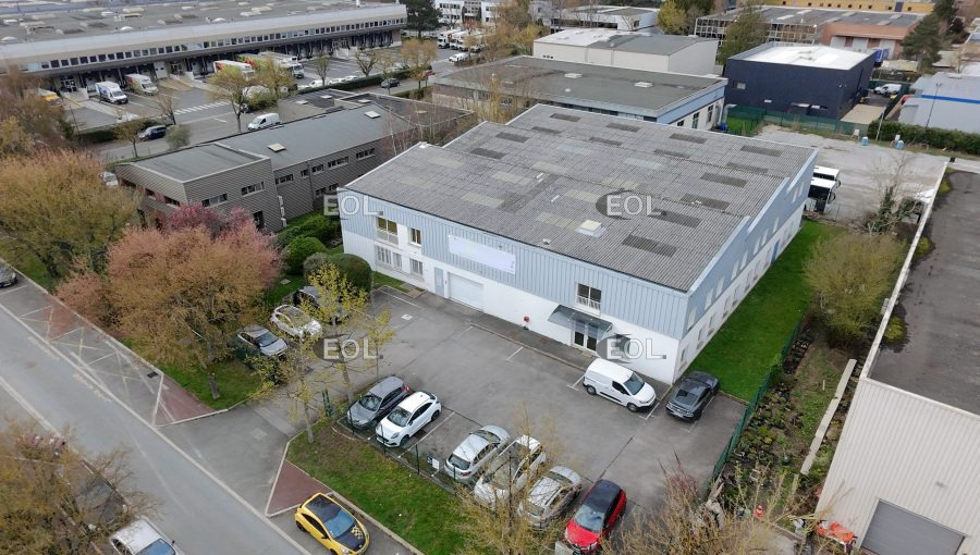 Light Industrial in Buc to rent Aerial- Image 1 of 9