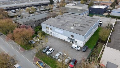 Buc, YVE - Aerial  map view