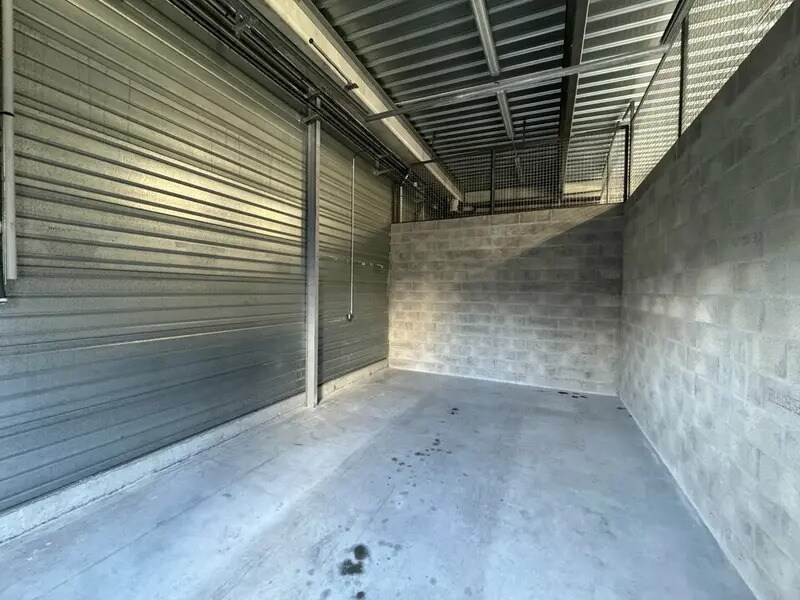 Light Industrial in Bailly-Romainvilliers to rent Interior Photo- Image 1 of 4