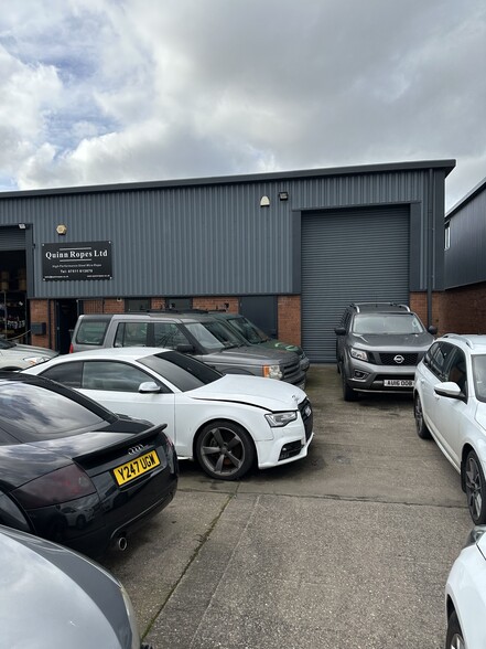 125 Unit 2 (125) Kettlebrook Road, Kettlebrook Rd, Tamworth to rent - Primary Photo - Image 1 of 5