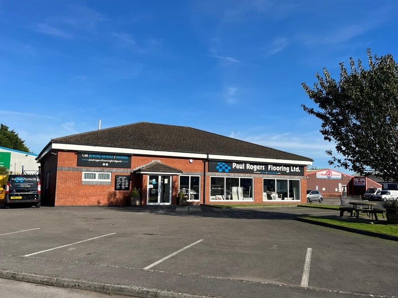 Coychurch Rd, Bridgend for sale - Primary Photo - Image 1 of 5