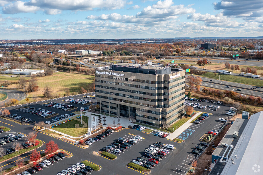 581 Main St, Woodbridge, NJ for rent - Aerial - Image 2 of 6