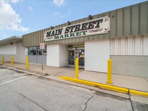 100 Railroad Ave, Denmark, WI for sale Primary Photo- Image 1 of 1