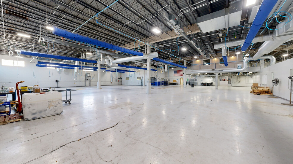 612-616 Dwight St, Springfield, MA for sale - Matterport 3D Scan - Image 3 of 23