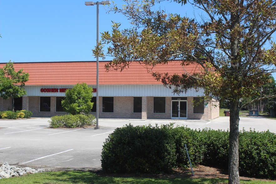 4112-4122 MLK Blvd, New Bern, NC for sale - Building Photo - Image 1 of 1