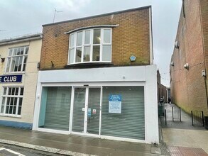 41-42 Pyle St, Newport to rent Building Photo- Image 1 of 7