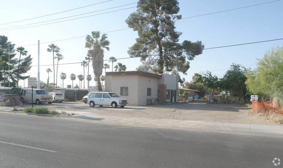 1468 W Miracle Mile, Tucson, AZ for sale - Primary Photo - Image 1 of 1