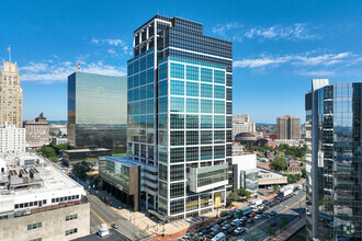 1 Newark Ctr, Newark, NJ for rent Building Photo- Image 1 of 11