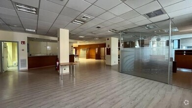 Retail in Alcobendas, MAD for rent Interior Photo- Image 1 of 22