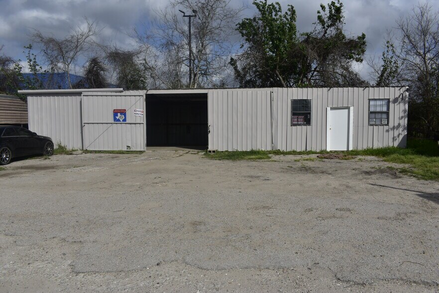 2408 Spencer Hwy, Pasadena, TX 77504 UK