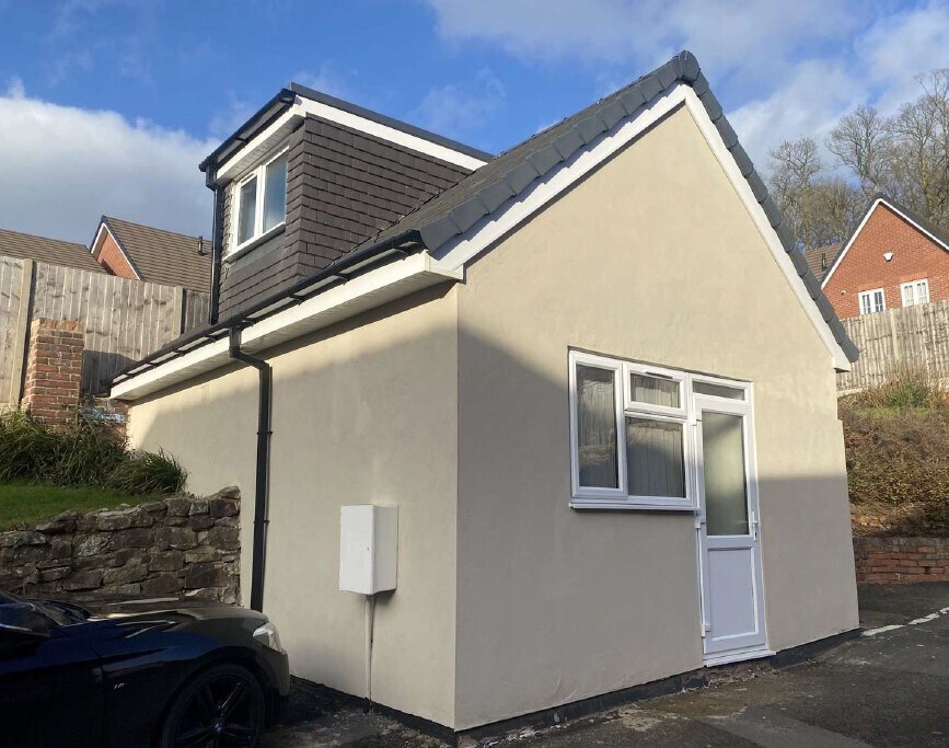 435-437 Halesowen Rd, Cradley Heath to rent Primary Photo- Image 1 of 4