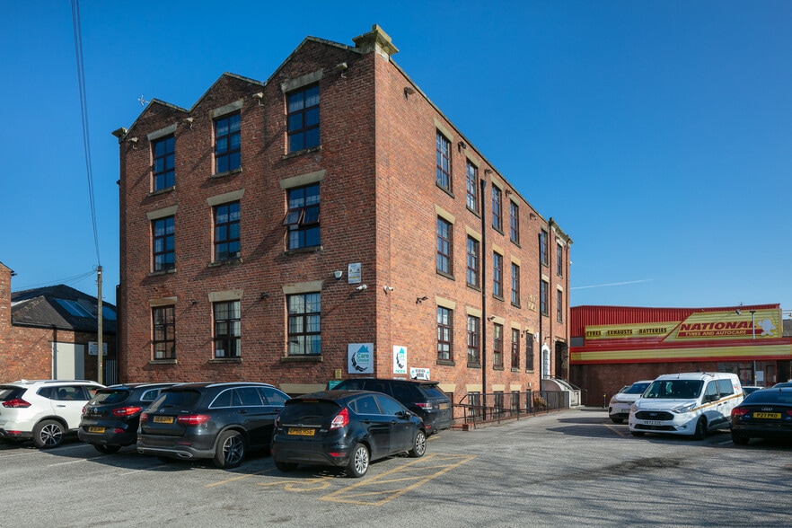 Wallgate, Wigan for sale - Building Photo - Image 2 of 14