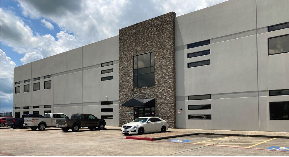 865 S Business Park Dr, Port Arthur, TX for rent - Building Photo - Image 2 of 5