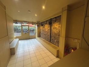 18 Peckham Rye, London to rent Interior Photo- Image 2 of 4