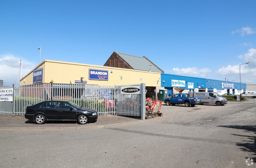 Mackenzie St, Greenock to rent - Building Photo - Image 2 of 4